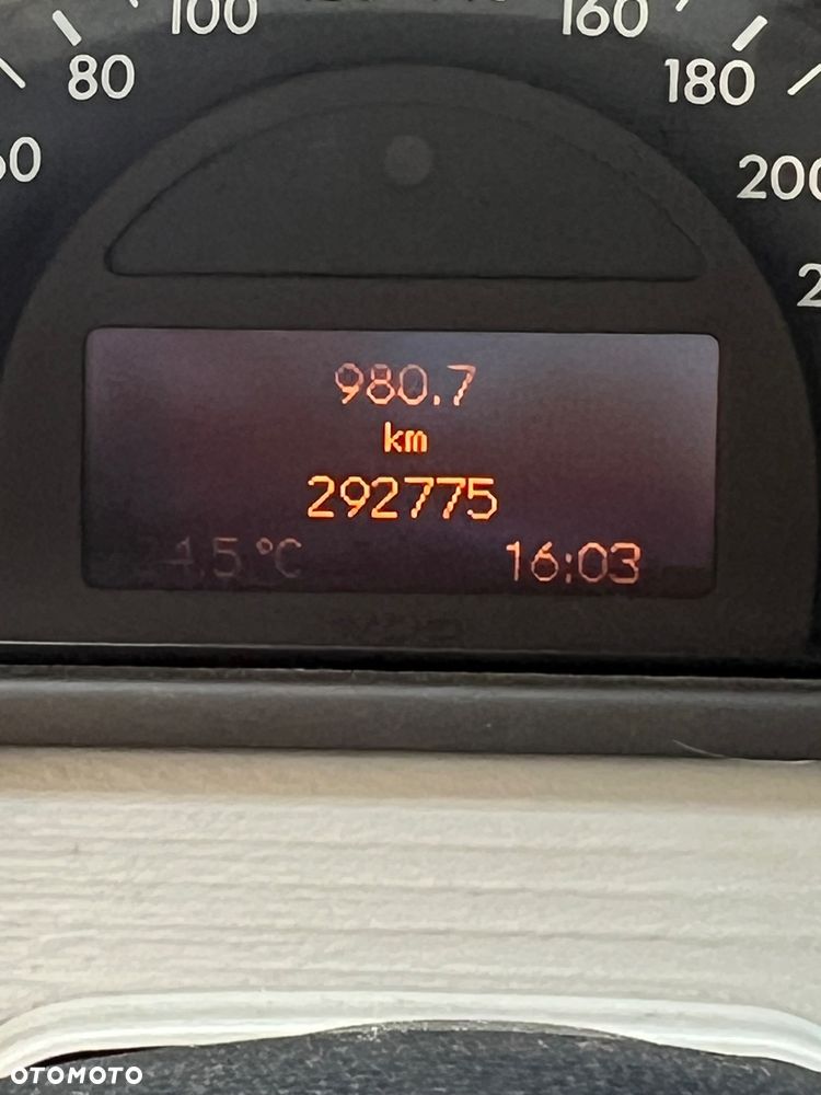 Mercedes-Benz Klasa C 200 Kompressor Classic - 6