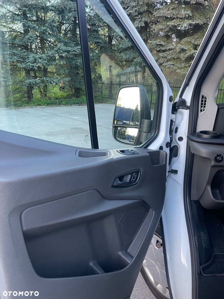 Ford Transit - 8