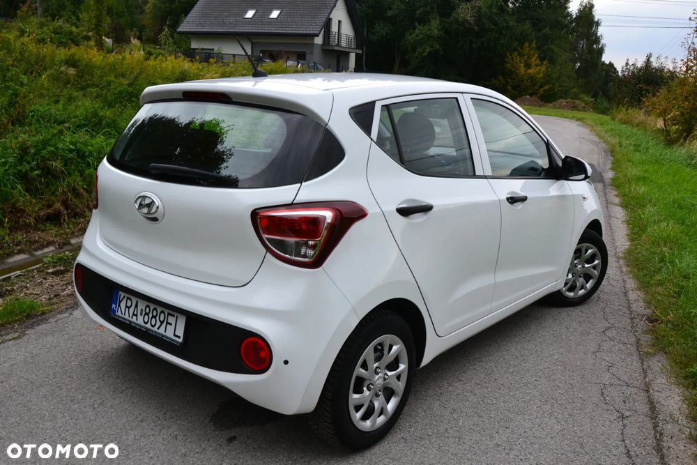 Hyundai i10 1.0 GO - 11