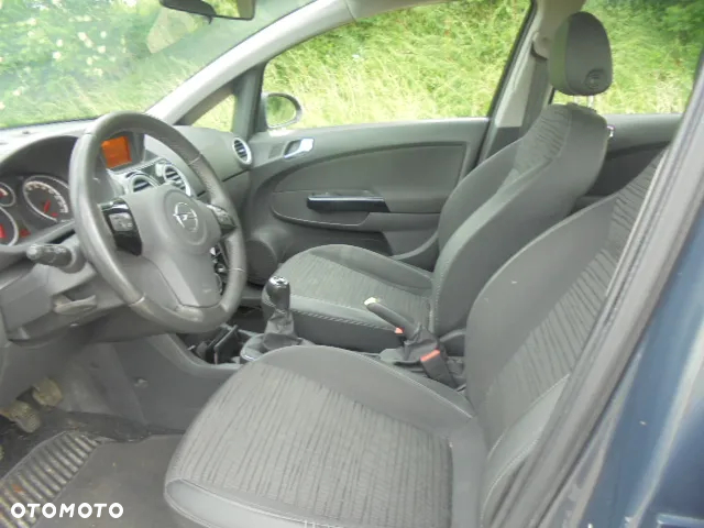 Opel Corsa 1.3 CDTI Cosmo - 18