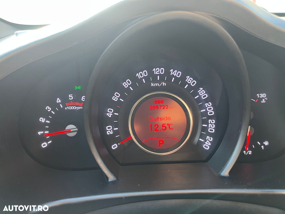 Kia Sportage 2,0 CRDI AWD Aut. Vision - 2