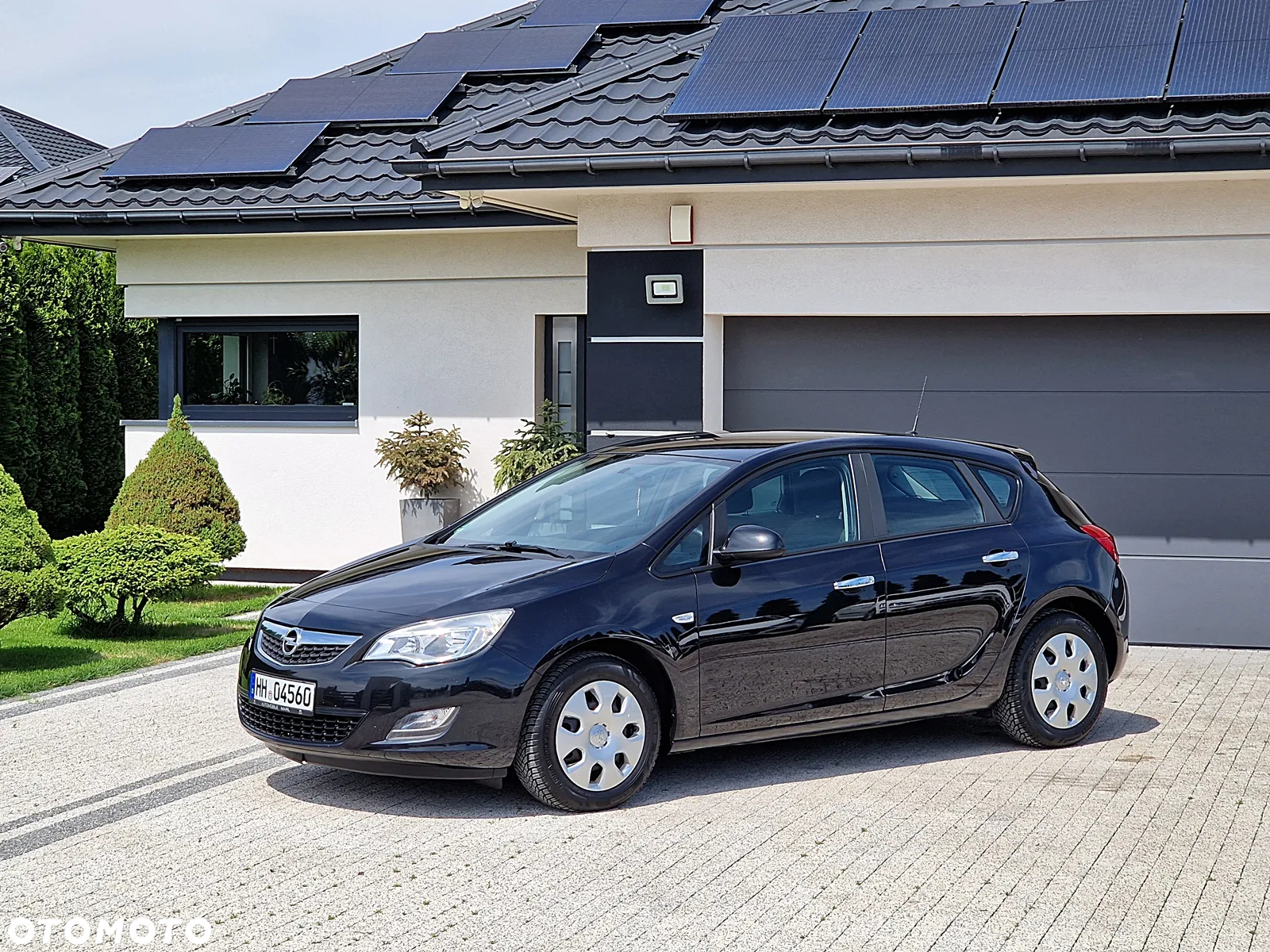 Opel Astra 1.4 150 Jahre - 24
