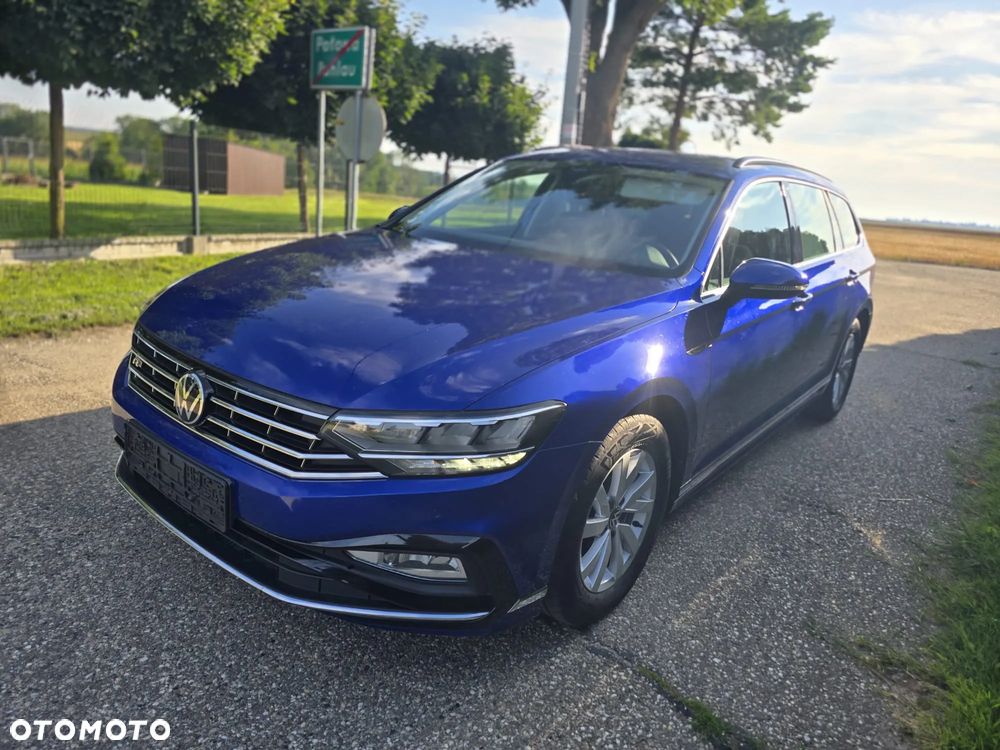 Volkswagen Passat 2.0 TDI SCR DSG Elegance - 10