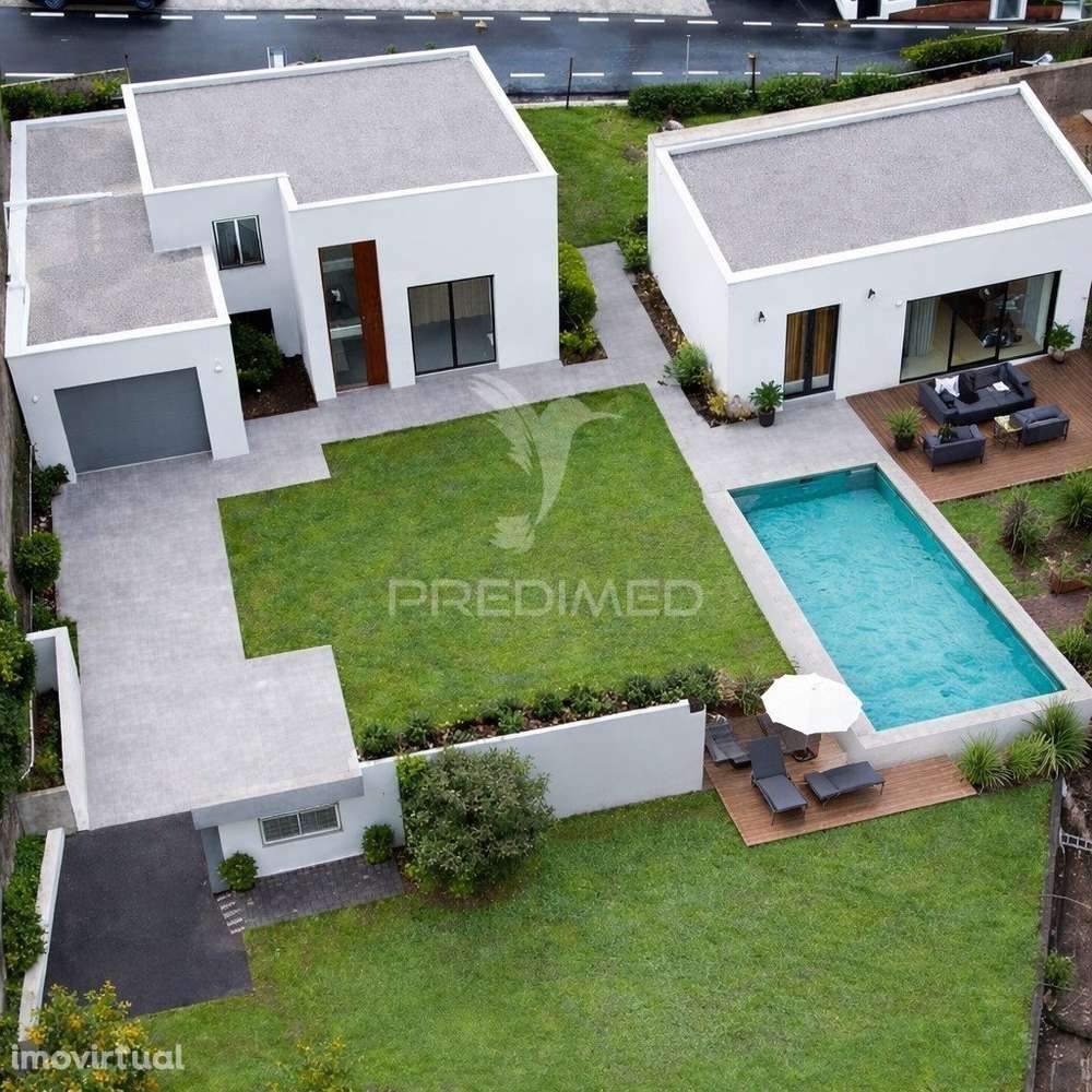 Moradia T4 Nova com "Piscina" em Serzedelo, Guimarães - Grande imagem: 2/35