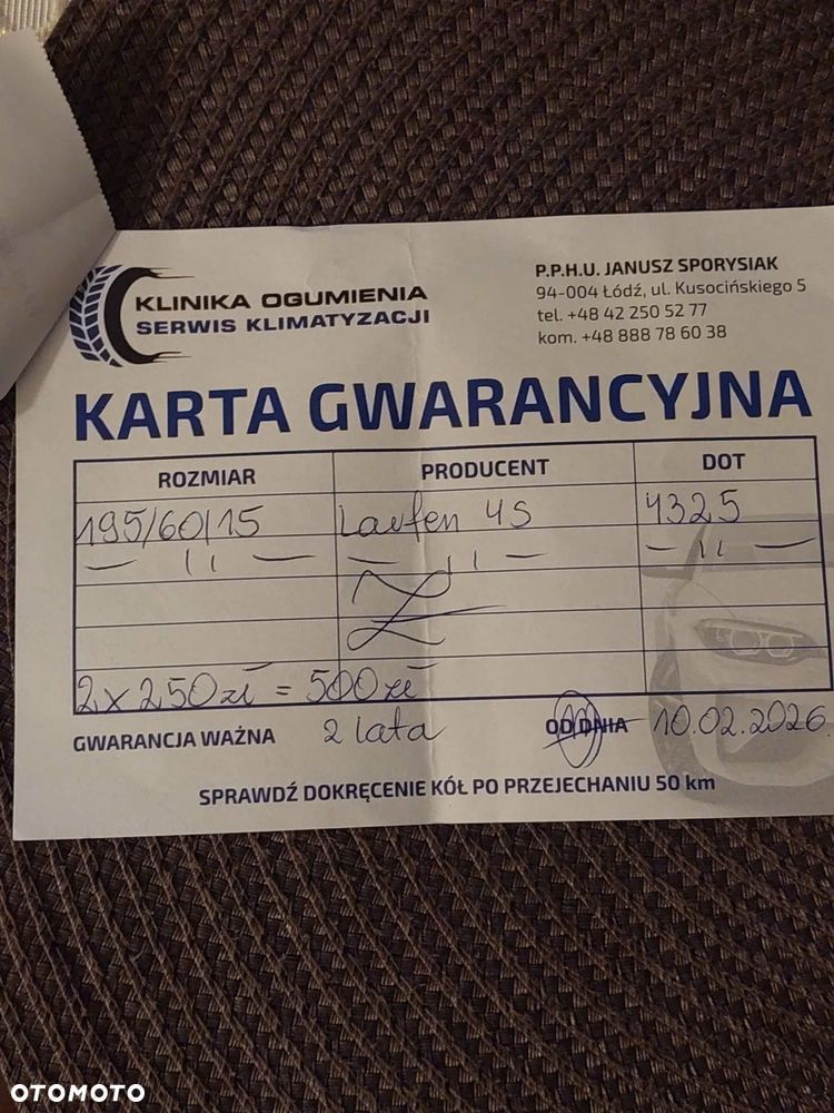 Nissan Almera Tino 1.8 Visia - 11