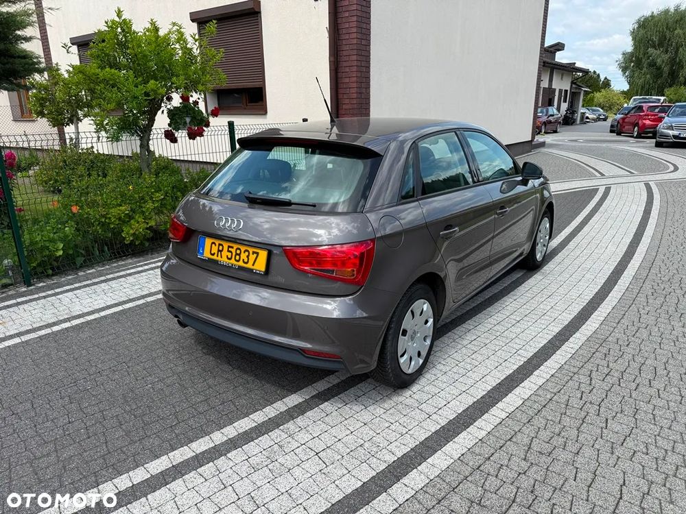 Audi A1 Sportback 1.0 TFSI ultra S tronic - 11