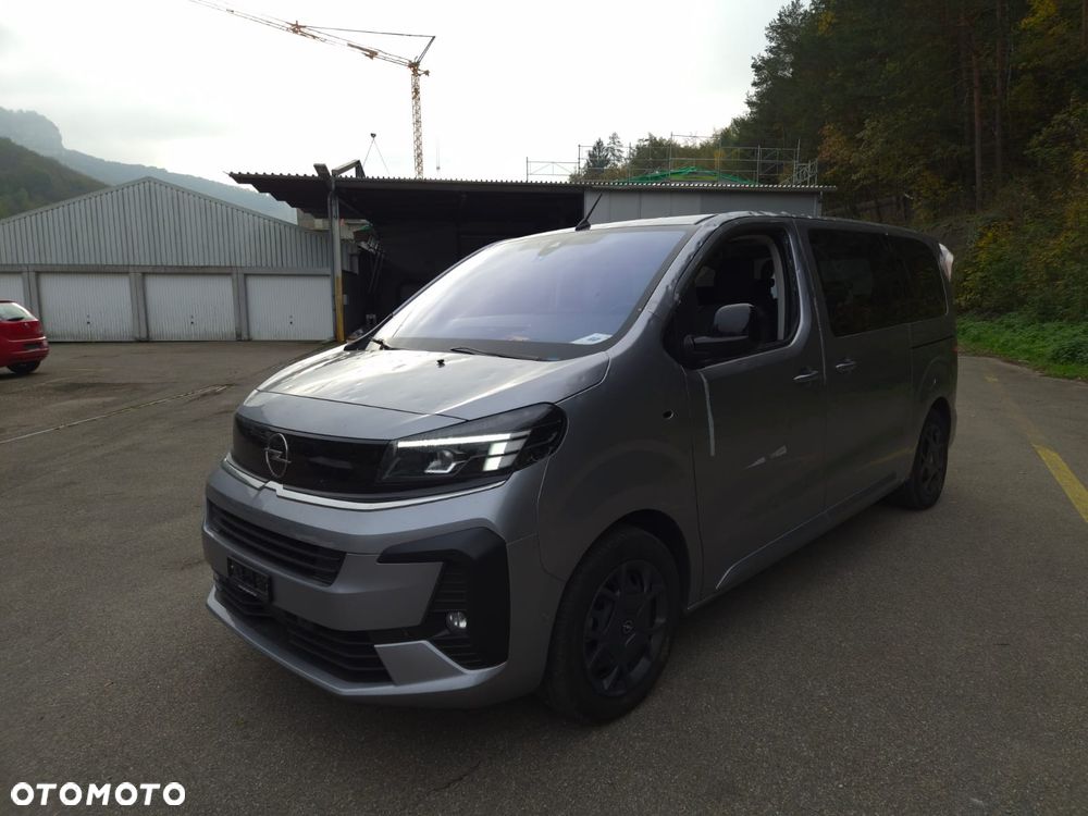 Opel Zafira 2024 photo 2