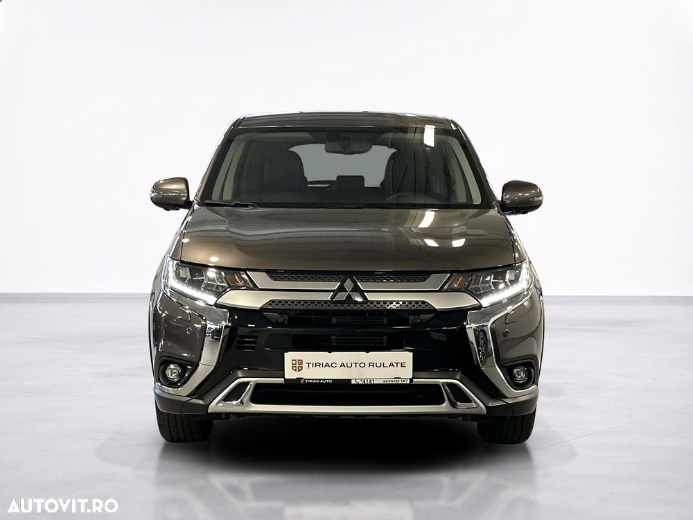 Mitsubishi Outlander - 9