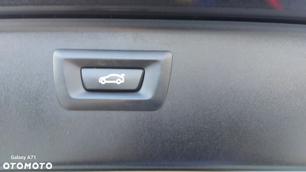 BMW Seria 5 520d Luxury Line - 21