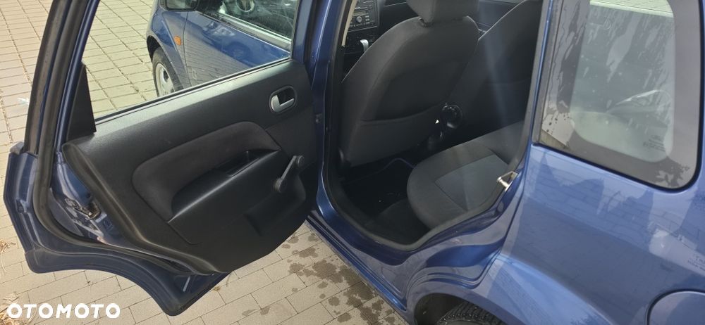 Ford Fiesta - 9