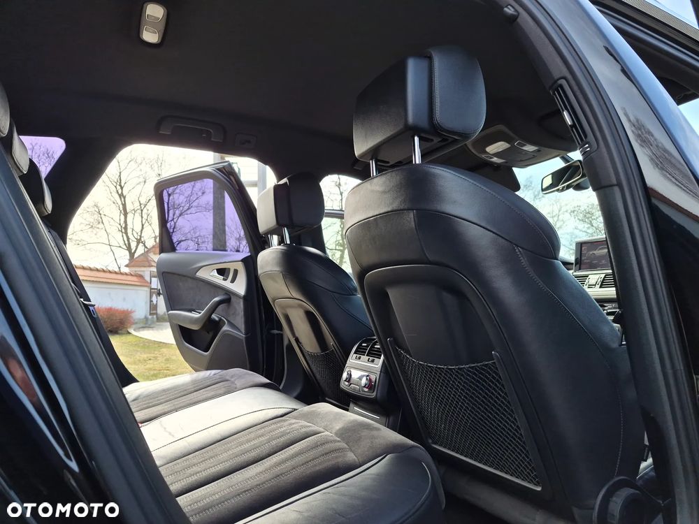 Audi A6 Allroad - 32