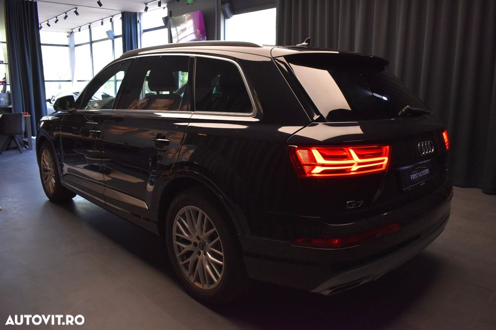 Audi Q7 - 13