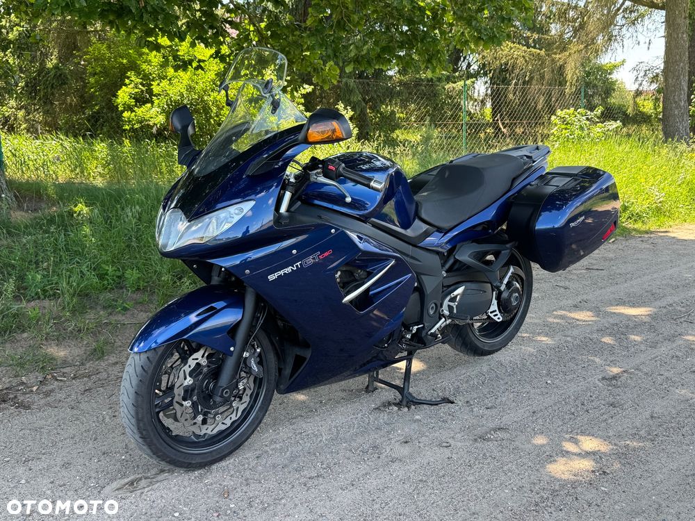 Triumph Sprint - 17