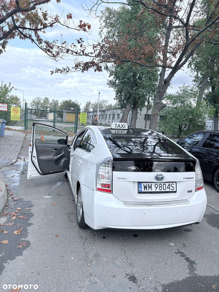 Toyota Prius 2010 photo 4