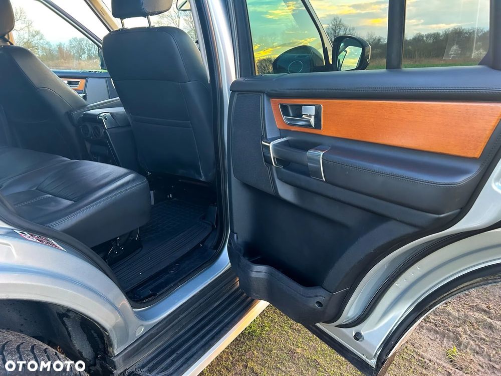Land Rover Discovery 3.0 V6 SC HSE - 18