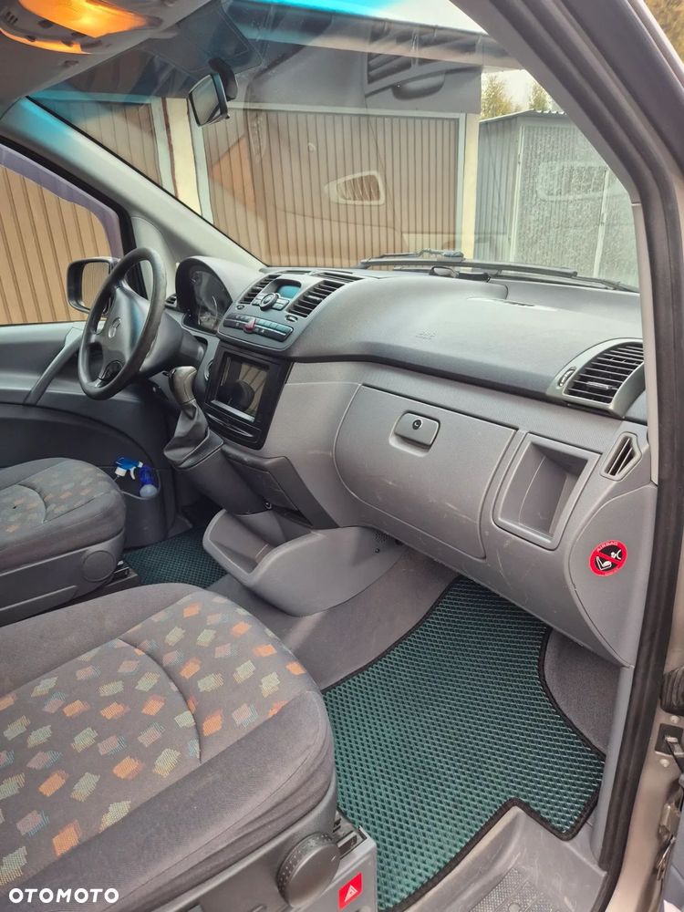 Mercedes-Benz Vito - 11