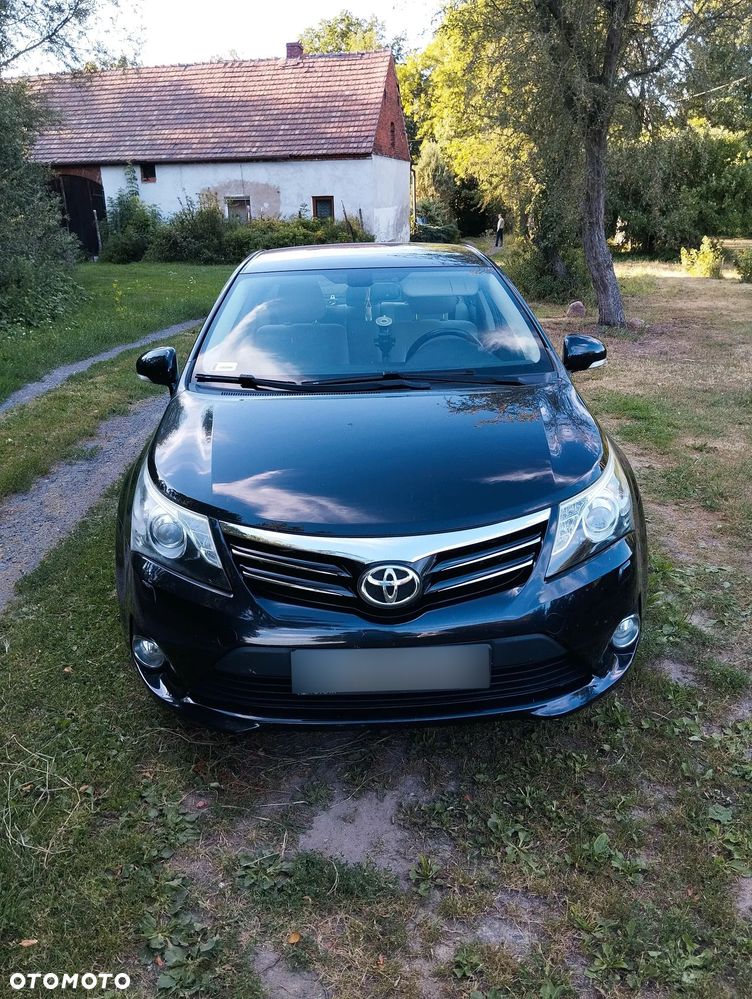 Toyota Avensis 2.0 D-4D Premium - 19