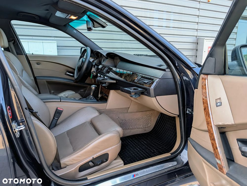 BMW Seria 5 535d - 15