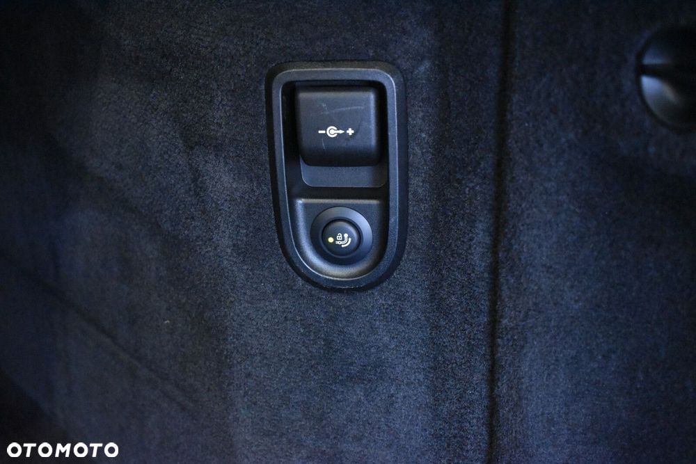 BMW Seria 5 - 25