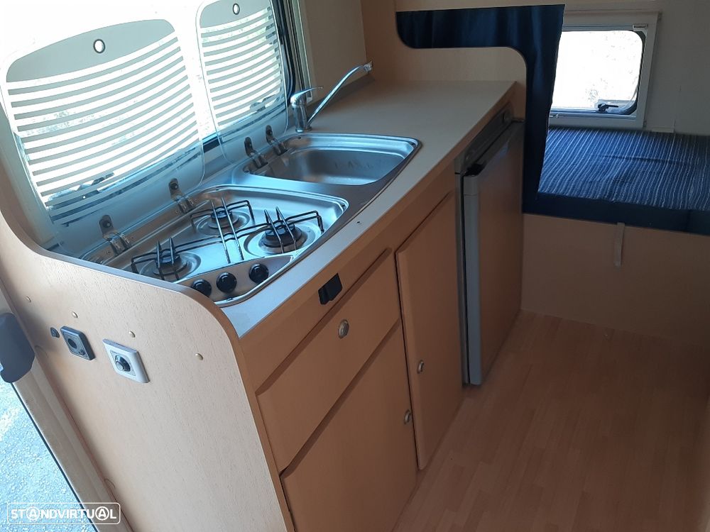 Ford Transit 2.2 TDCI - ROLLER TEAM ZEFIRO 291 TL - 4 LUGARES - 6 DORMIDAS - 31