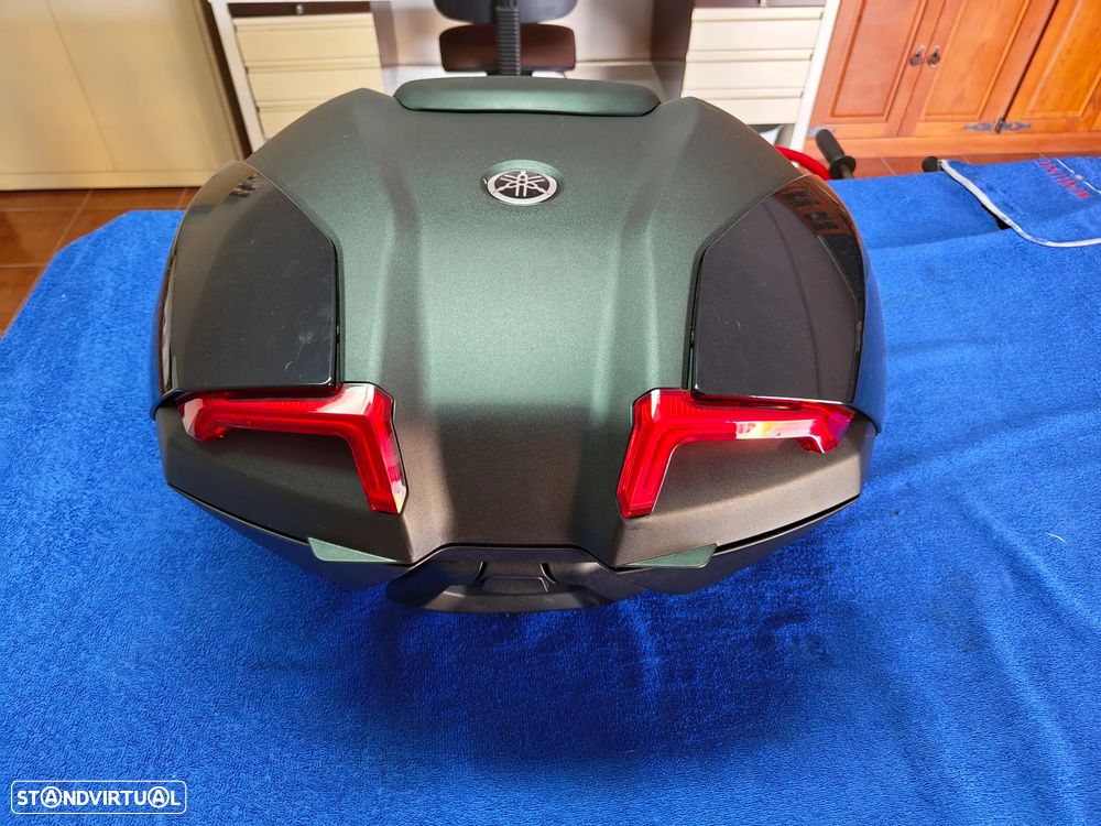 Yamaha X-Max TECH MAX - 9