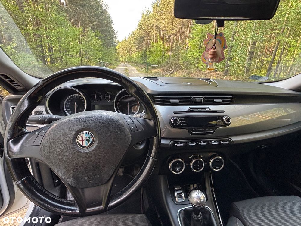 Alfa Romeo Giulietta - 7