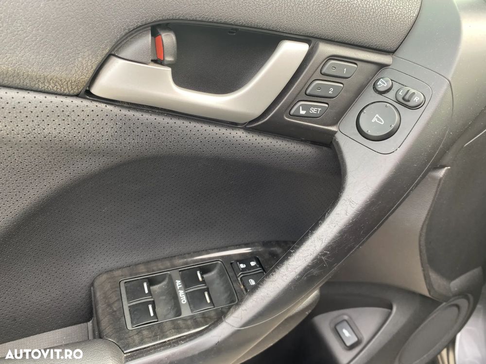 Honda Accord 2.4i Aut Executive - 11