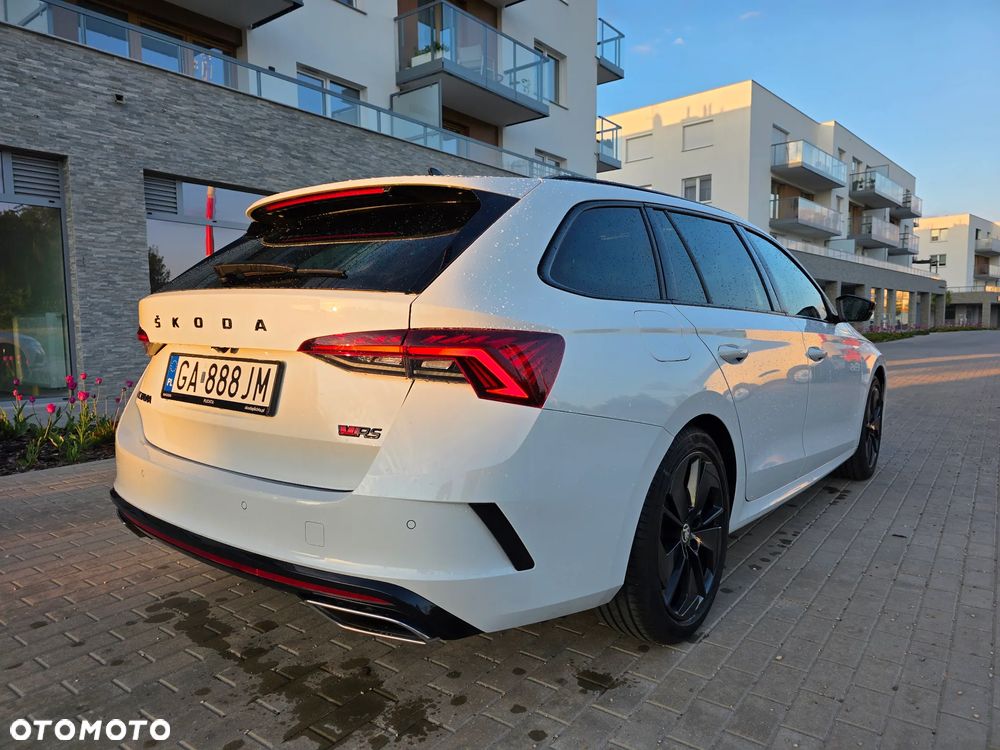 Skoda Octavia 2.0 TSI RS 245 DSG - 9