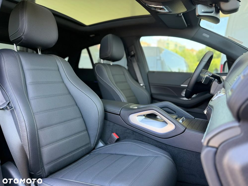 Mercedes-Benz GLE - 26