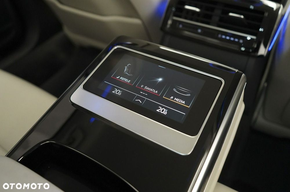 Audi A8 - 26