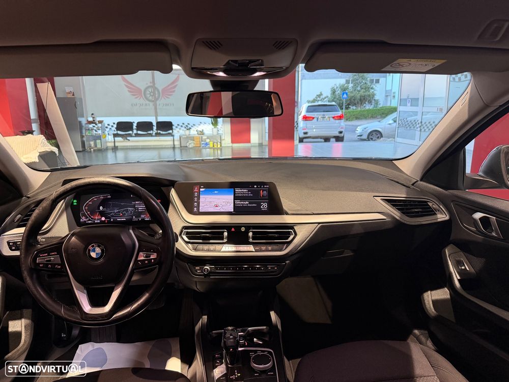 BMW 118 d Aut. Sport Line - 11