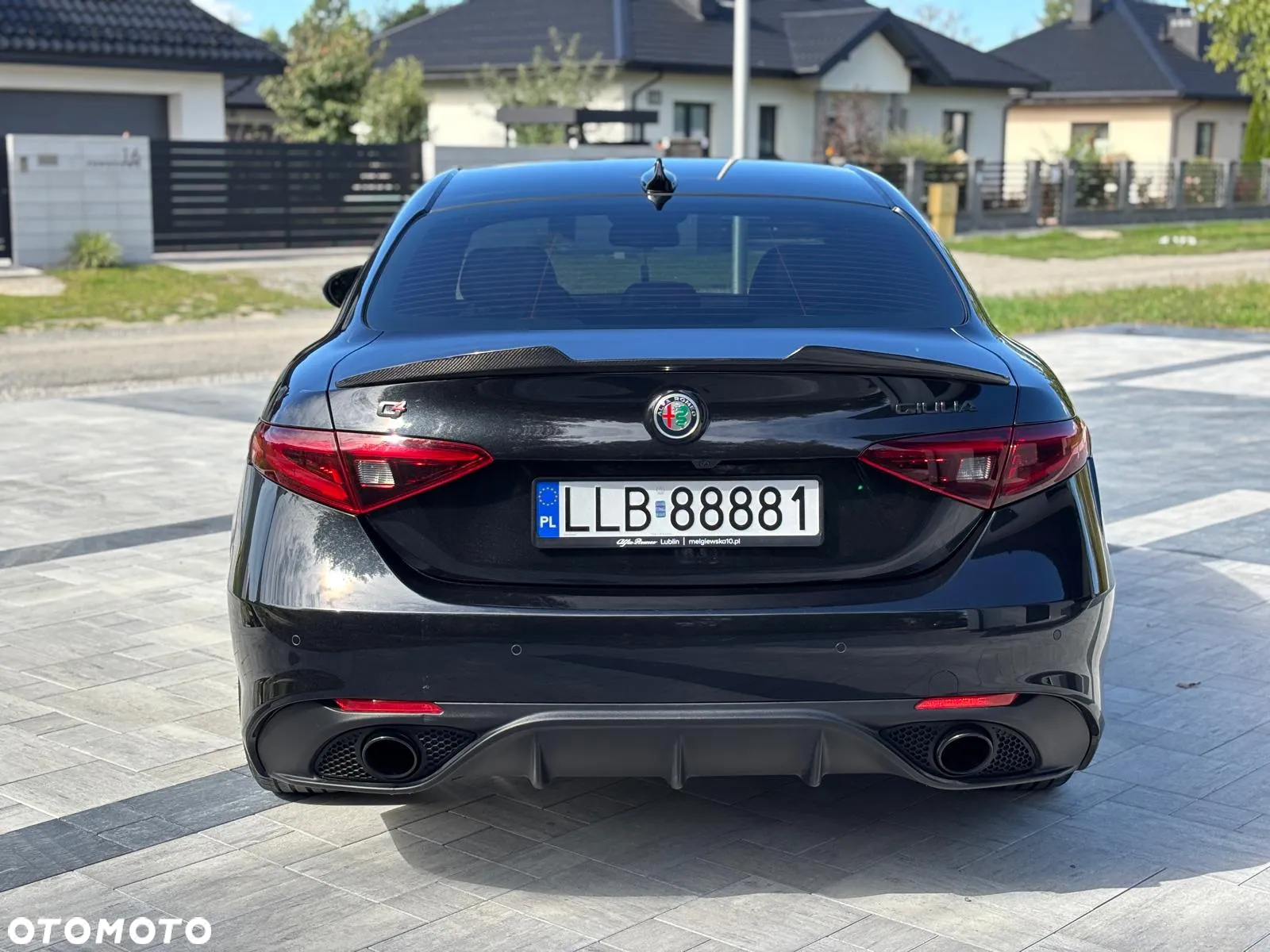 Alfa Romeo Giulia 2.0 Turbo 16V AT8-Q4 Estrema - 17