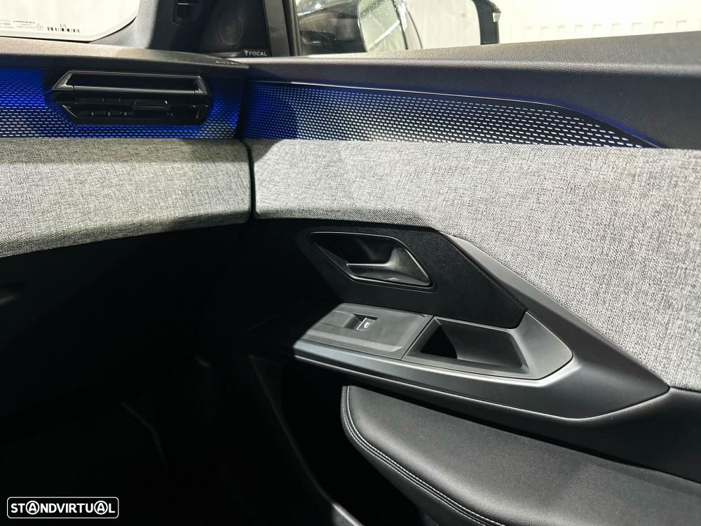 Peugeot E-3008 73 kWh GT - 33
