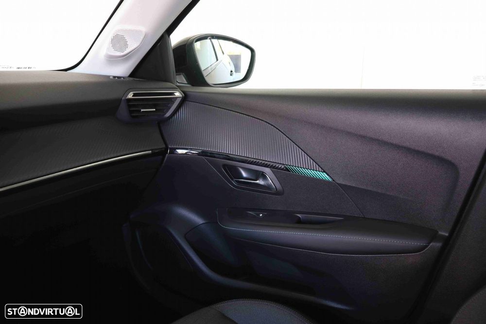 Peugeot 208 - 28