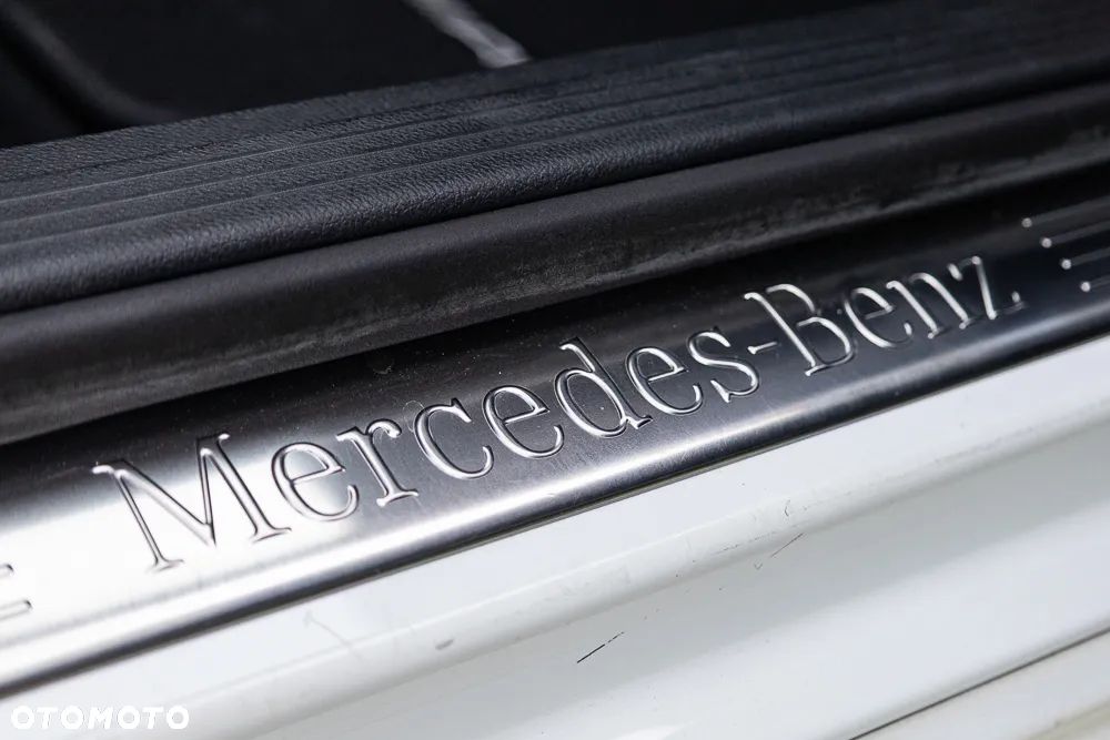 Mercedes-Benz Klasa E - 37