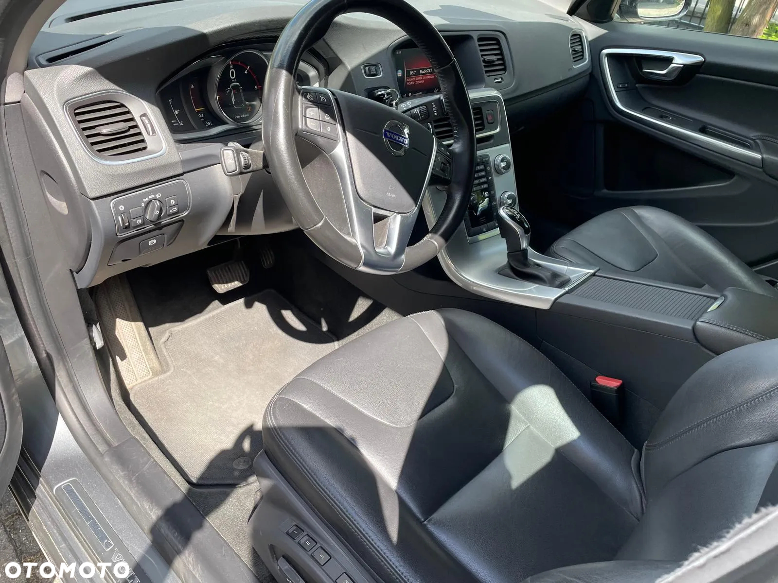 Volvo V60 Cross Country - 4