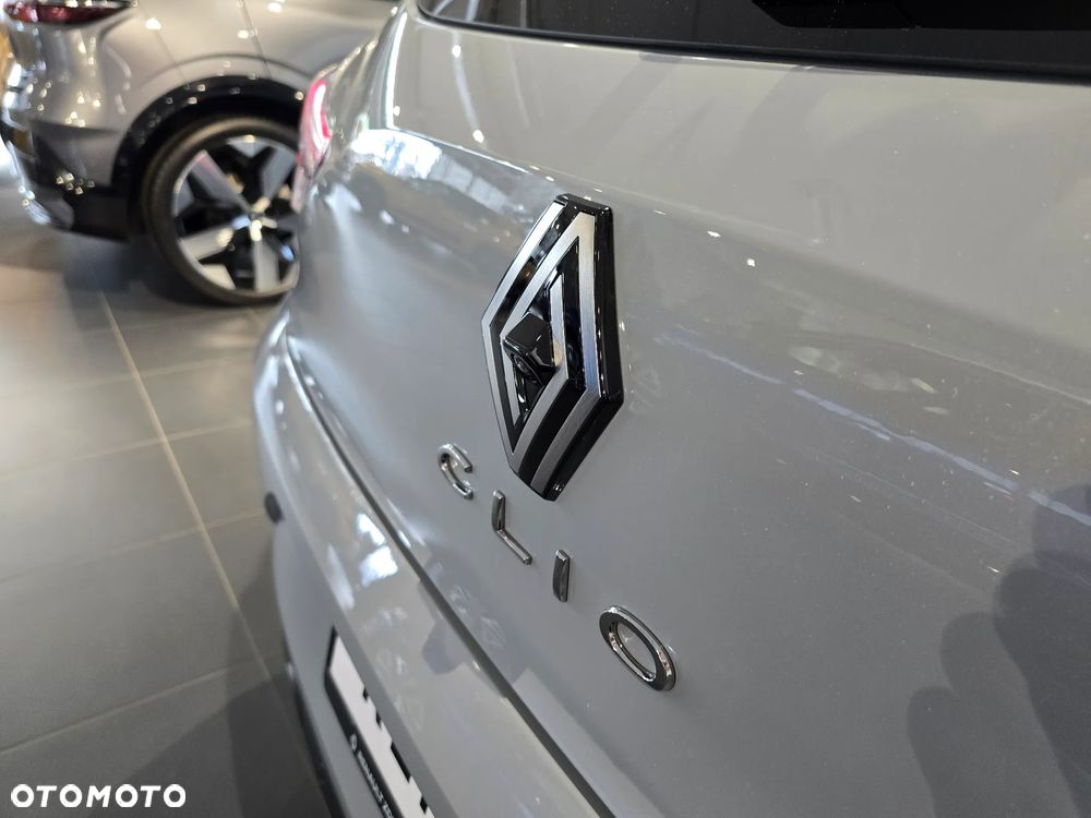 Renault Clio 1.6 E-TECH Zen - 24