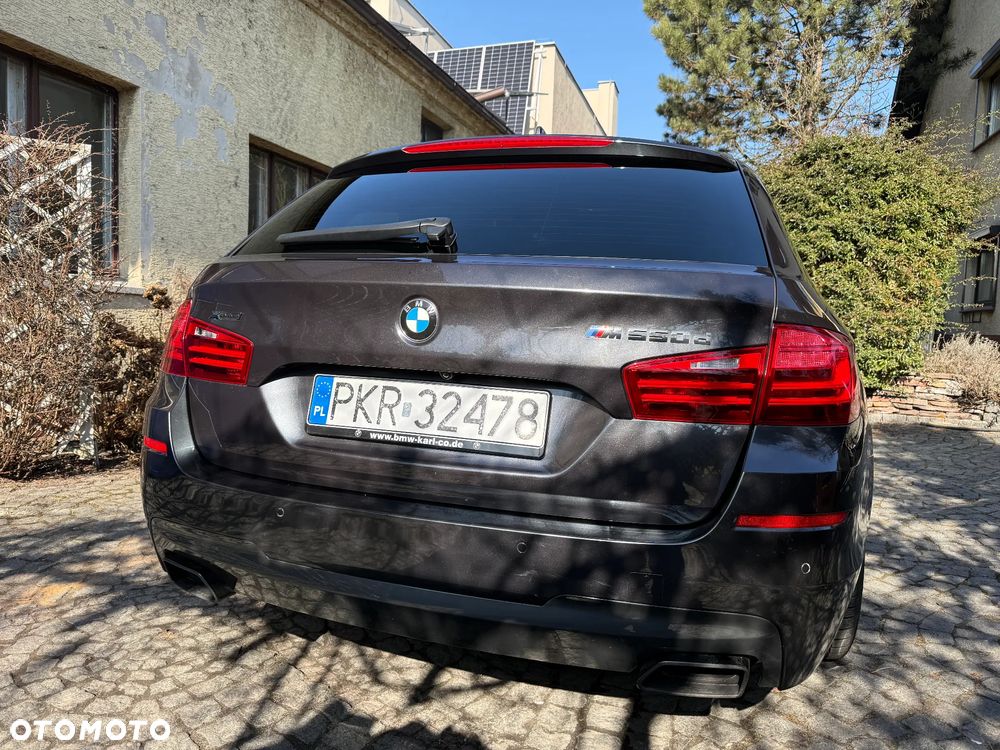 BMW Seria 5 M550d xDrive - 4