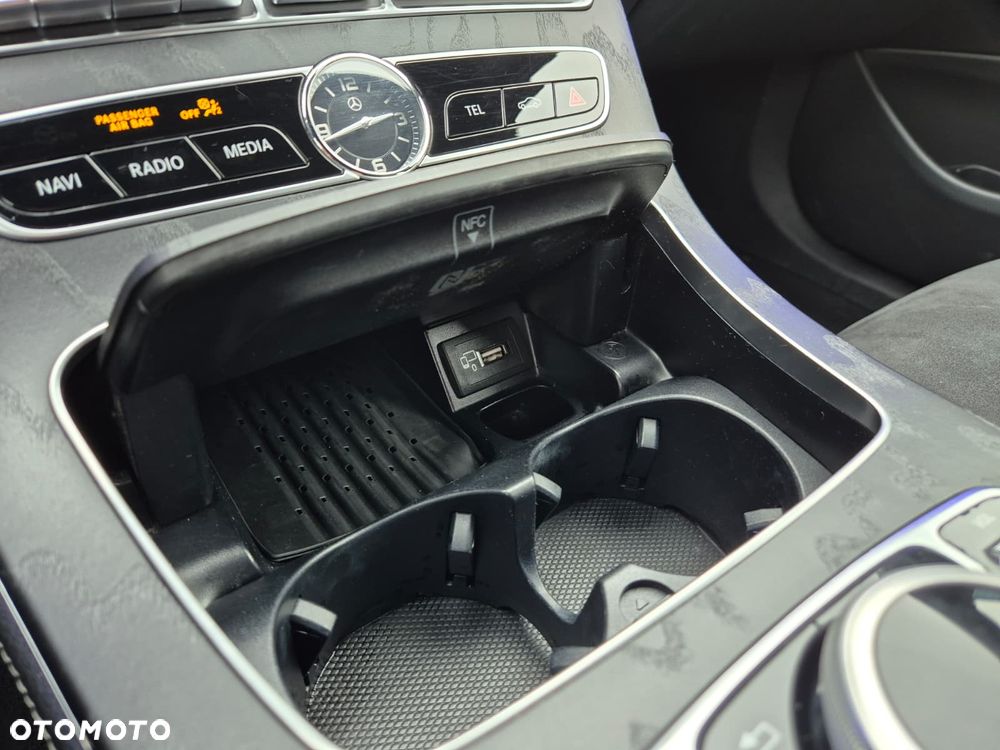 Mercedes-Benz Klasa E 220 d 4-Matic Avantgarde - 18
