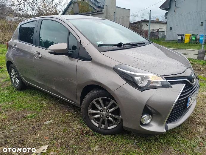 Toyota Yaris 1.33 Premium - 5