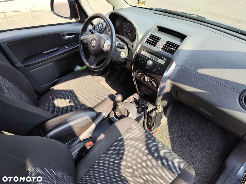 Suzuki SX4 - 6
