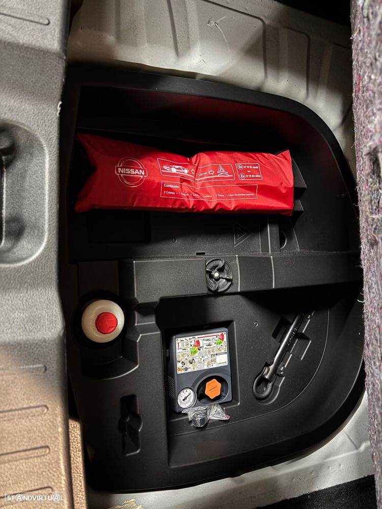 Nissan Juke 1.0 DIG-T N-Design Black - 26