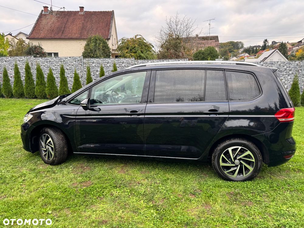Volkswagen Touran 2.0 TDI SCR DSG Join - 11