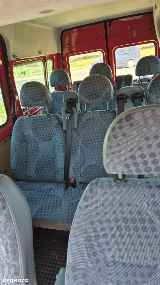 Ford Transit - 1
