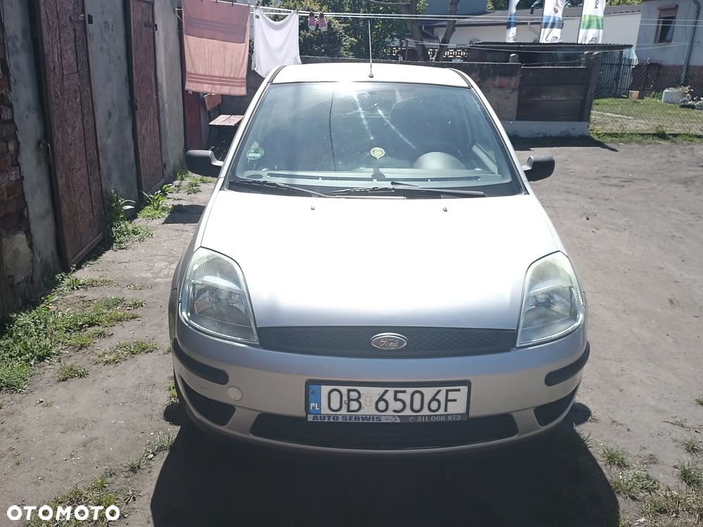 Ford Fiesta 1.3 Ambiente - 1