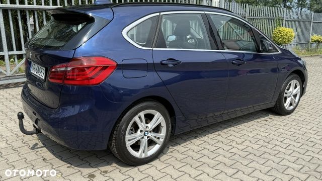 BMW Seria 2 218d Sport Line - 2