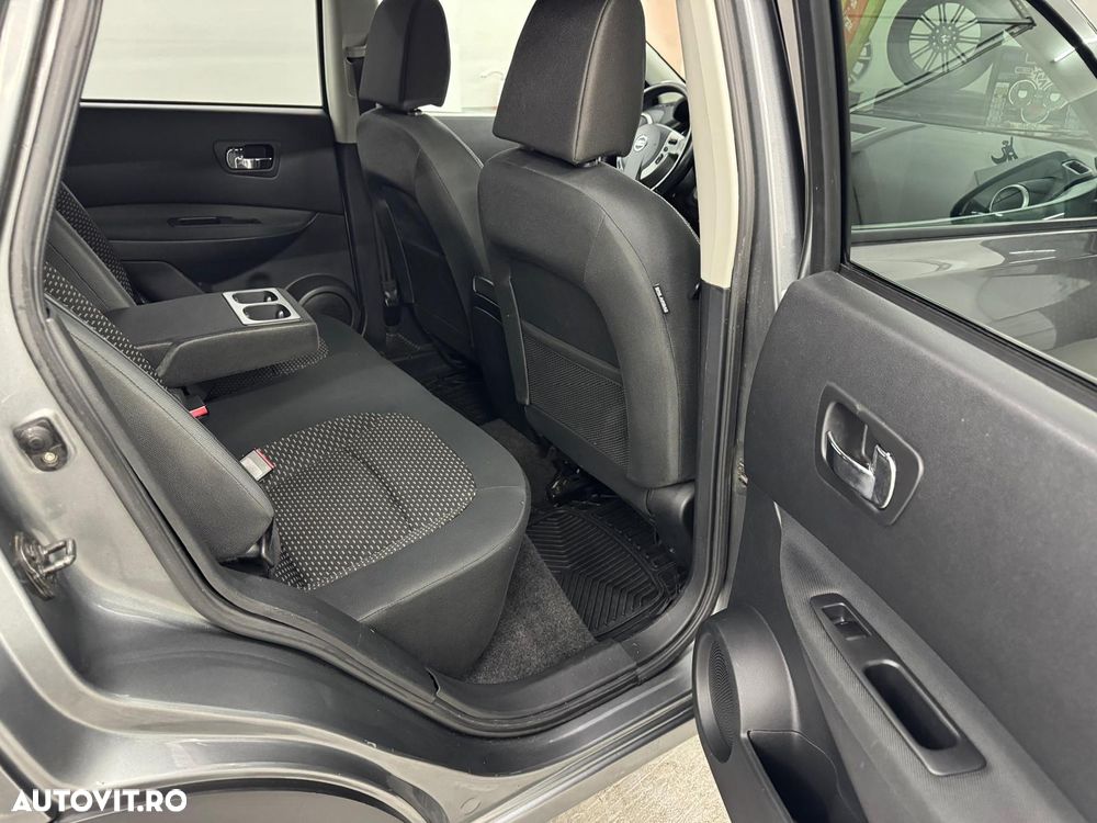 Nissan Qashqai 1.5 DCI N-Connecta - 32