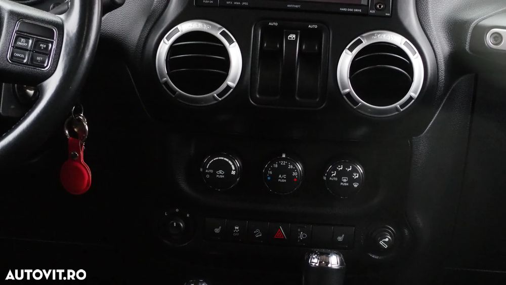 Jeep Wrangler 2.8 CRD AT Rubicon - 25