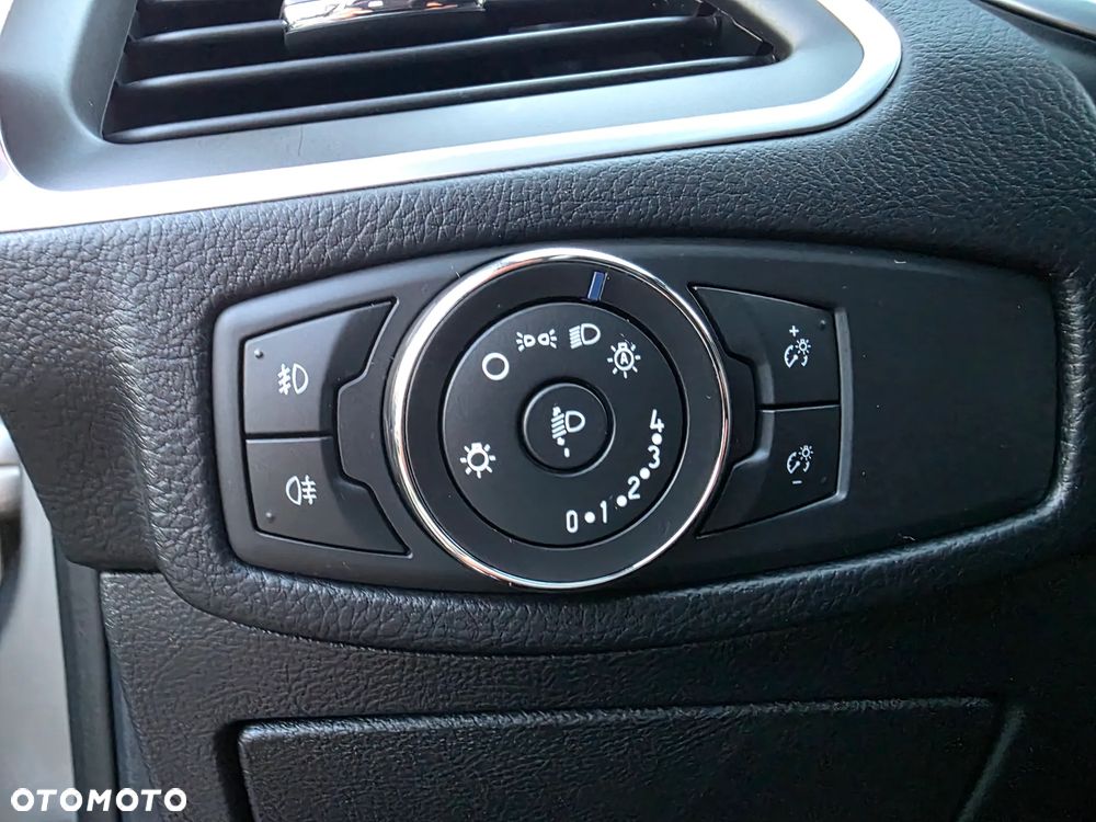 Ford S-Max 2.0 TDCi Titanium PowerShift - 20