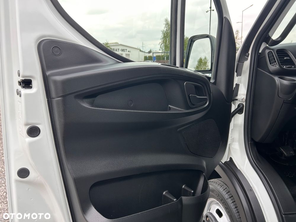 Iveco Daily - 22